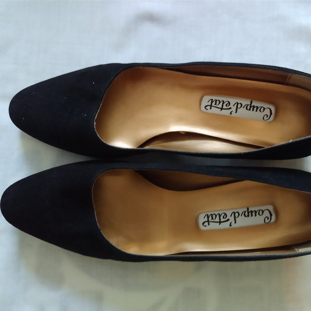 Lady's Suede Low Heel Shoes